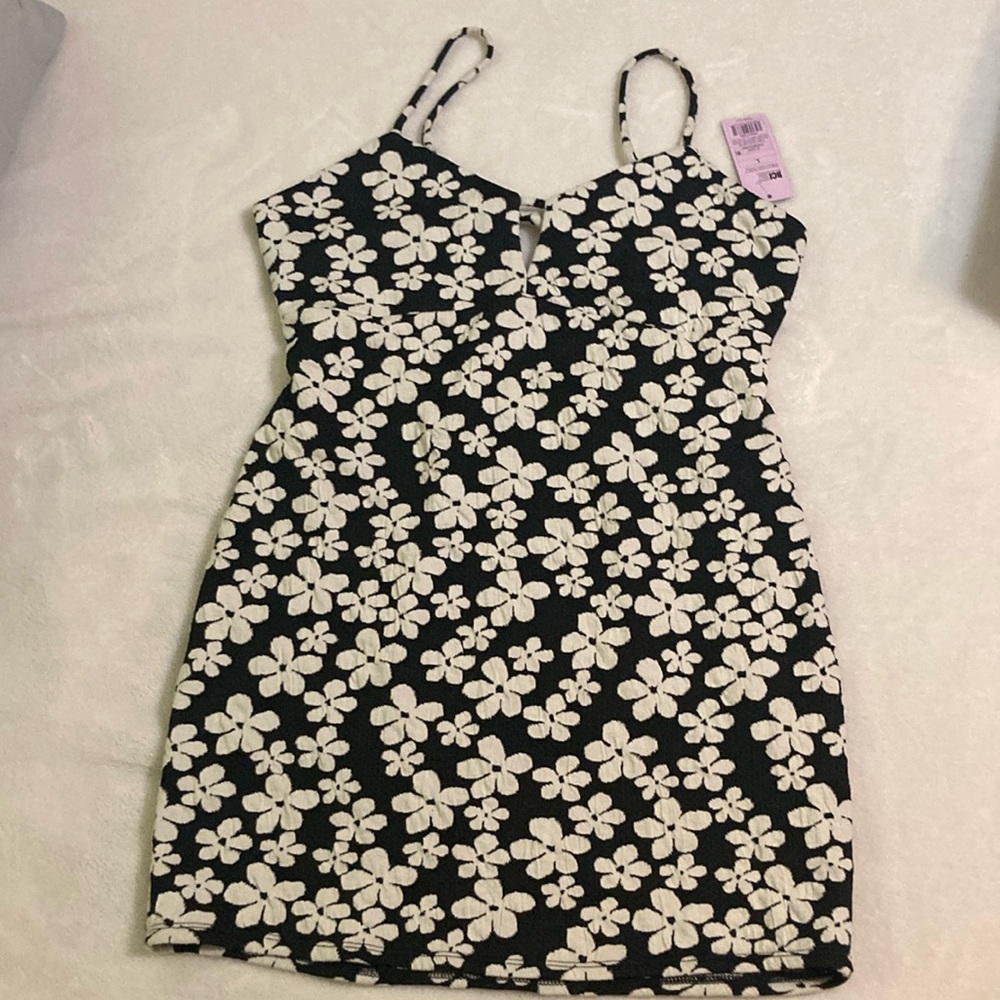 Wild Fable spaghetti strap dress, L, black with white flowers, NWT